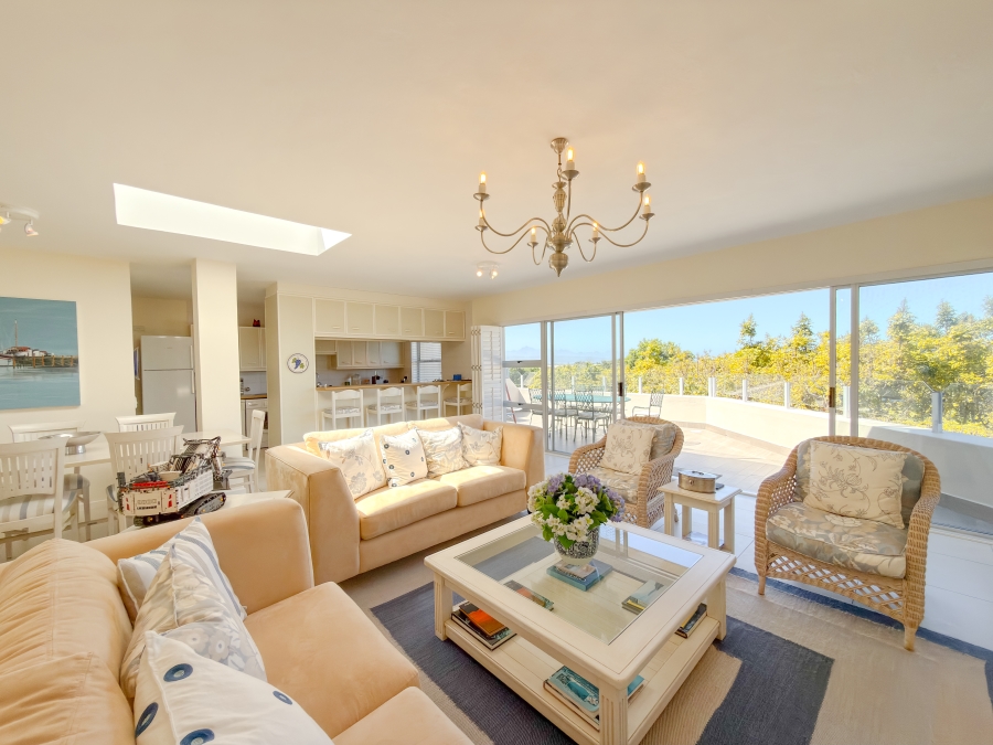 3 Bedroom Property for Sale in Poortjies Western Cape